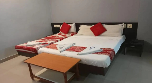 Hotel Nadaradjane Residency