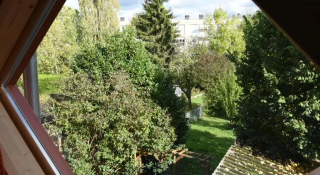 Коттедж la maison aux jardins