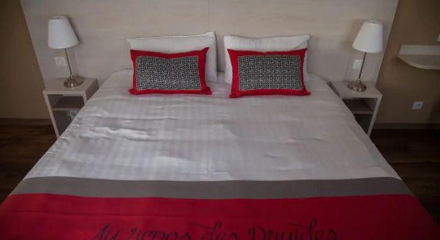Номер Grand The Originals City, le Relais des Carnutes Dreux Ouest