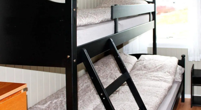 Коттедж 6 person holiday home in AVERØY