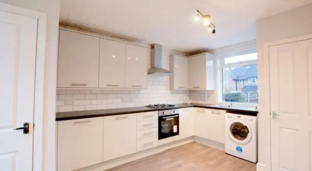 House - Sleeps 4-6 - Parking - Pet Friendly, Book Hotel Hoteller i Ilkeston med parkering, Parkering