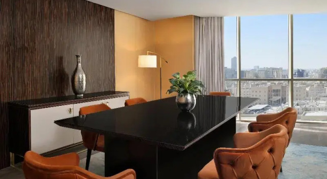 Люкс c 1 комнатой с красивым видом из окна Holiday Inn Riyadh AI Malaz by IHG
