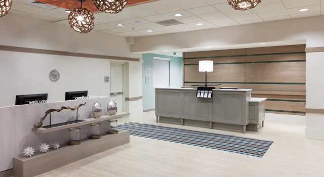 Hampton Inn & Suites by Hilton Carolina Beach Oceanfront, Забронировать Отель Каролина-бич Уилмингтон
