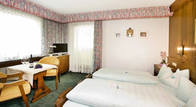 Двухместный номер Standard с балконом Alpenhotel Fernau