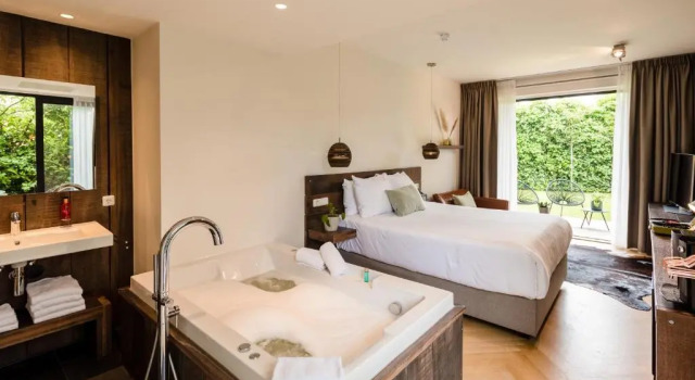 Люкс Deluxe Van Heeckeren Hotel