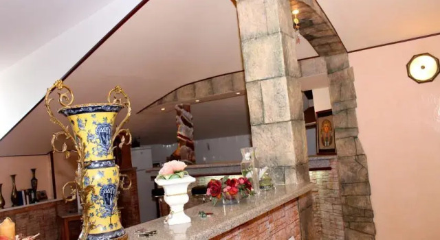 The Lovers Park Apartment, Забронировать Апартаменты/квартира Отели Еревана с парковкой, рядом с Станция метро Маршал Баграмян, Парковка