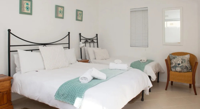 Номер Comfort Boulders Beach Hotel and Restaurant