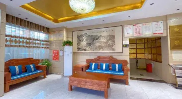 Yancheng Hotel (Luohe Convention and Exhibition Center Branch)