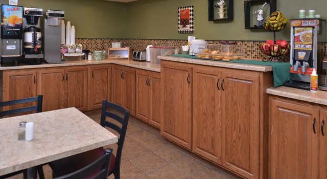 Двухместный номер Standard Cottonwood Inn and Conference Center