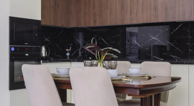 Студия с балконом Almaty Apartments  в микрорайоне Самал-3