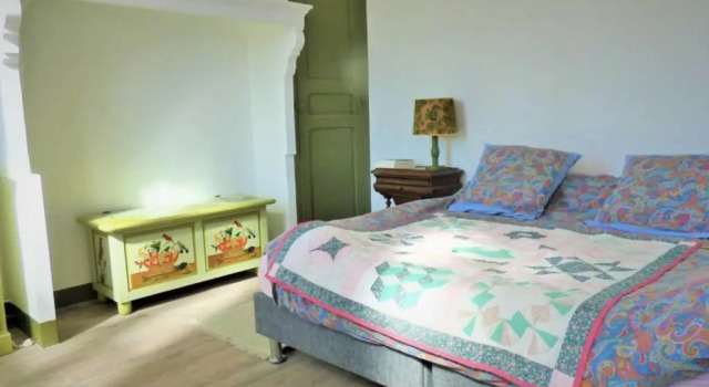 Magnifique Maison de 230 m2 face à la tour Luma vacances-arles camargue, Забронировать Отель Отели Арля с парковкой, Парковка