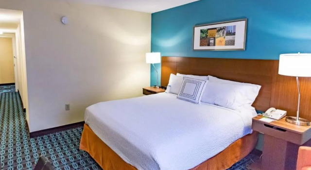 Номер Standard Fairfield Inn Charlotte Northlake