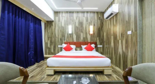 CAPITAL O 64343 Hotel Blueberry, Rezerwuj Hotel Hotele w Gujarat ze śniadaniem, Śniadanie