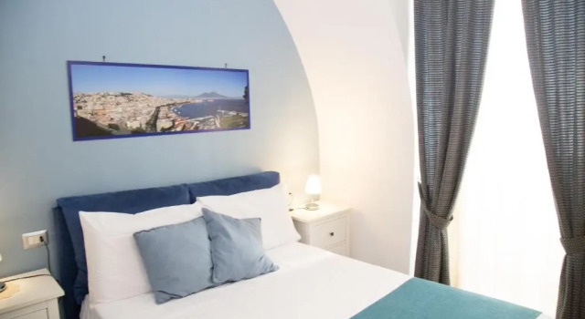 Номер Economy Chiaia Suites