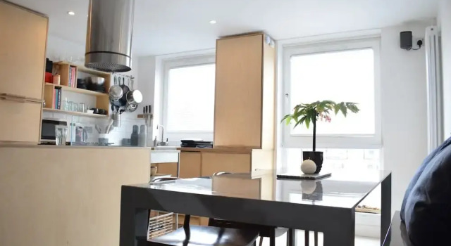 2 Bedroom Apartment in Bethnal Green, Забронировать Апартаменты/квартира Апартаменты Лондона, рядом с Рынок Backyard, Апартаменты/квартира