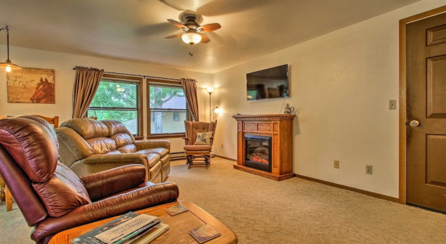 Cozy Angler's Apt - Steps to Trout Fishing River!, Брондау Пәтер Columbus Монтана