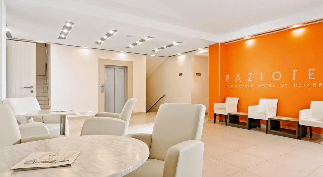 PracticOtel, Prenota Hotel Darnyckyj 