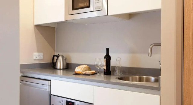 Двухместный люкс c 1 комнатой Residence Inn by Marriott Edinburgh
