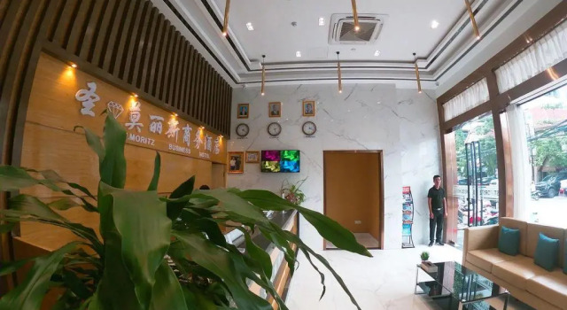 St. Moritz Business Hotel