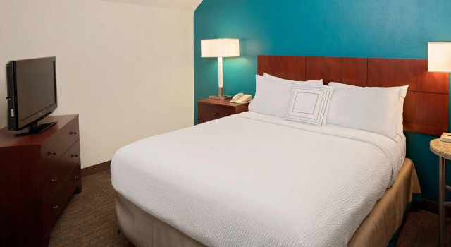 Residence Inn Louisville East, Boek Hotel Hotels in Kentucky met parkeren, Parkeren
