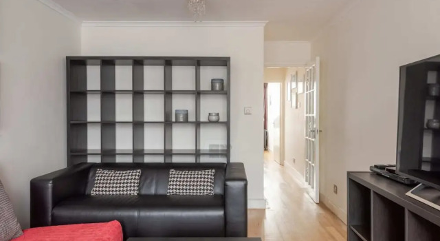 Fantastic Central 3 bed, 8 guests, Regent's Park and Oxford St by GuestReady