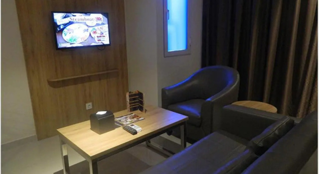 Wing Hotel Kualanamu Airport, Rezerwuj Hotel Hotele 3-gwiazdkowe w Batang Kuis, 3*