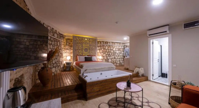 Трёхместный номер Standard Noa's Boutique Hotel