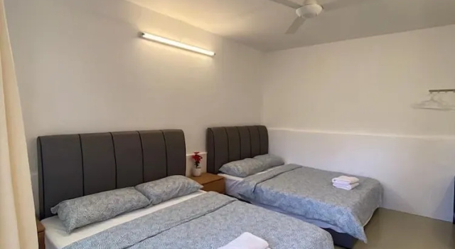 Четырёхместный семейный номер Standard Moonriver Lodge