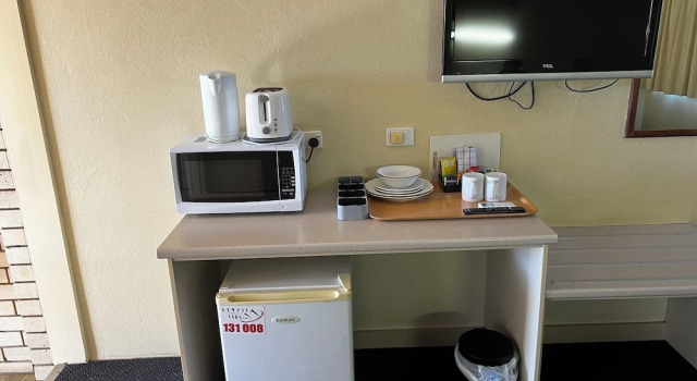 Четырёхместная студия Standard Y Motels Gympie