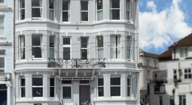 Marine Parade Hotel by PLI, Забронировать Отель Истборн 