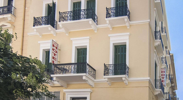 Elikon Hotel