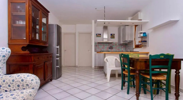 S41 - Sirolo, trilocale con giardino e garage, Rezervovat Hotel Sirolo 