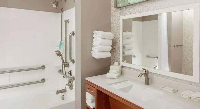 Люкс Home2 Suites by Hilton Fayetteville Fort Bragg