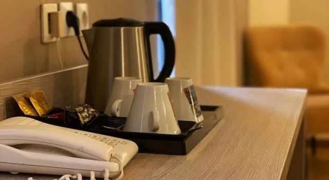 Balkonlu Standart çift kişilik oda Empire Hôtel