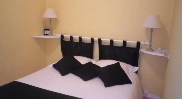 Номер Standard Hotel Ermitage du Moulin Labotte
