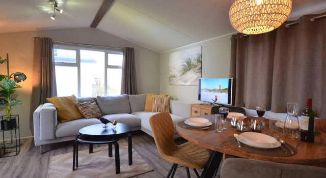 Chalet by Wadden Sea With Sunny Garden
