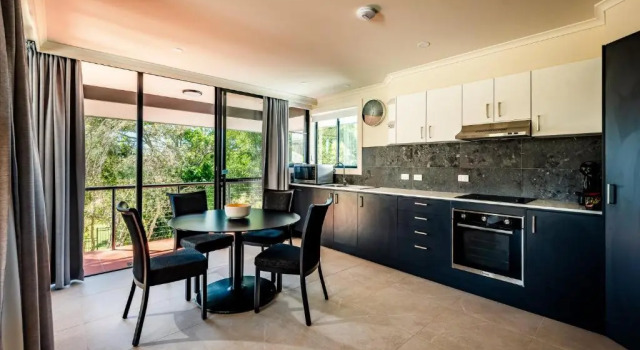 Апартаменты Riverside Holiday Resort Urunga