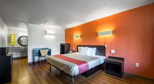 Двухместный номер Standard Super 8 by Wyndham Kannapolis