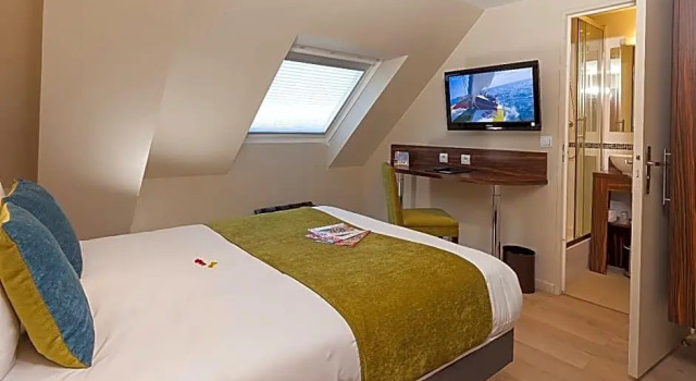 Двухместный номер Classic Hotel Apolonia Paris Montmartre; Sure Hotel Collection by Best Western