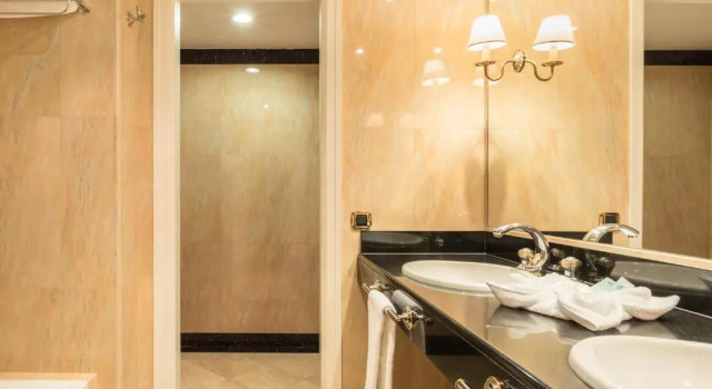 Трёхместный номер Standard Eurostars Gran Hotel Lugo