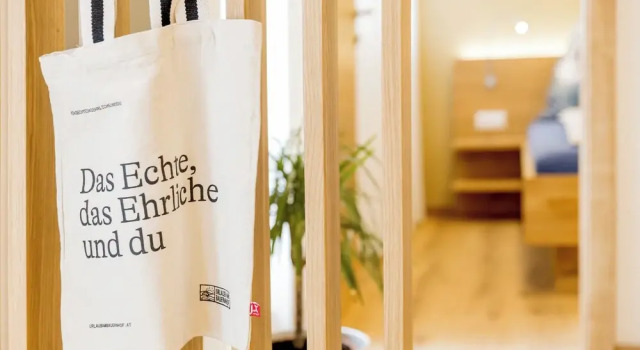 Апартаменты Weingut-Ferienwohnungen Sabine & Sepp Kracher