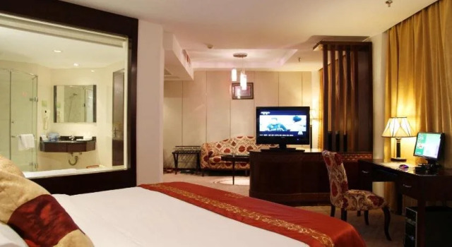Forest City Hotel, Забронировать Отель Отели Гуйян с парковкой, рядом с Modern Capital, Парковка