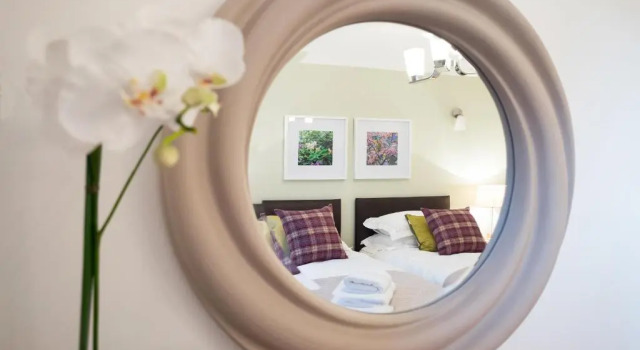 The Malt Kiln Apartment Edinburgh Old Town 3 Bedroom Parking previously McDonald Residence, Забронировать Апартаменты/квартира Старый город Эдинбург, рядом с Железнодорожный вокзал Эдинбург-Уэверли