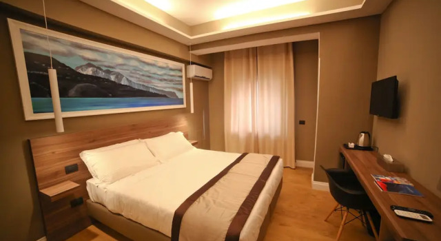 (B&B) 7th Floor Suite