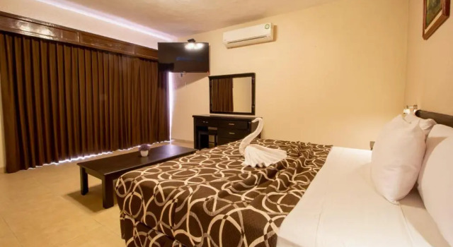 Люкс Deluxe Hotel Colon Merida