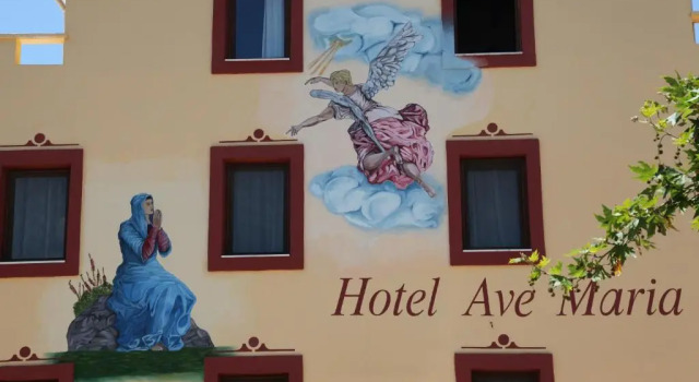 Hotel Ave Maria, Забронировать Отель Сельчук Измир, рядом с Музей Эфеса
