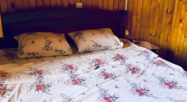 Apartments Bozana Vojinovic, Book Hotel Hoteller i Zabljak med parkering, Parkering