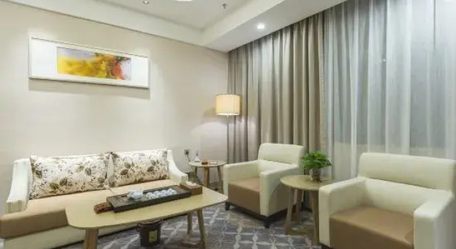 Люкс Deluxe Zhangzhou Hotel
