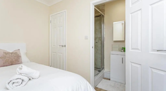 Апартаменты c 1 комнатой Blackberry - Stylish Self-Contained Flats in Soton City Centre