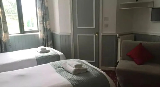 The Bug & Spider, Buchen Sie Pension Calne Wiltshire